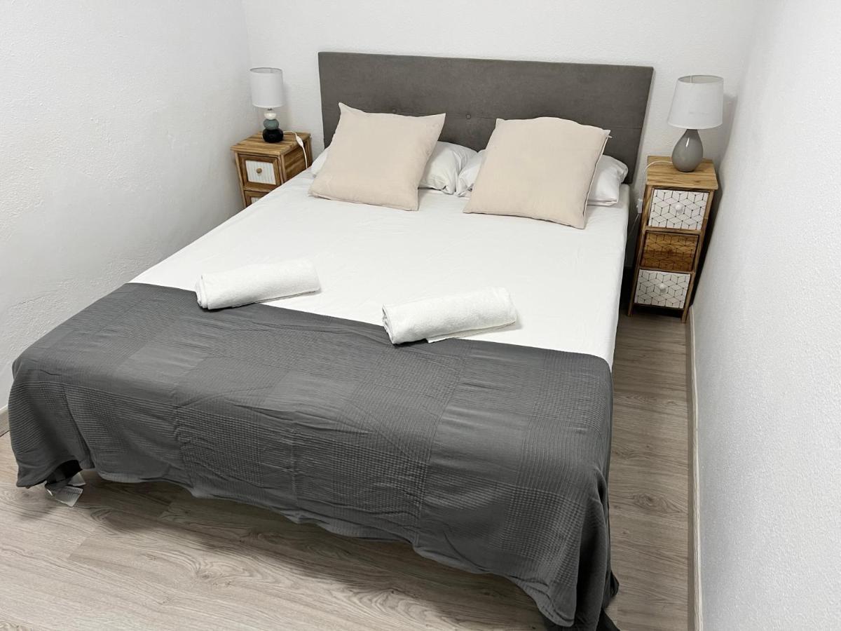 Apartamenticos La Paz I Сарагоса Экстерьер фото